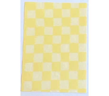 נייר עיצוב 5 דפים בעיטור משבצות צהוב חלמון ולבן