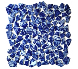 משטח 30*30 שברי קרמיקה מעוטרים - צדפים בכחול